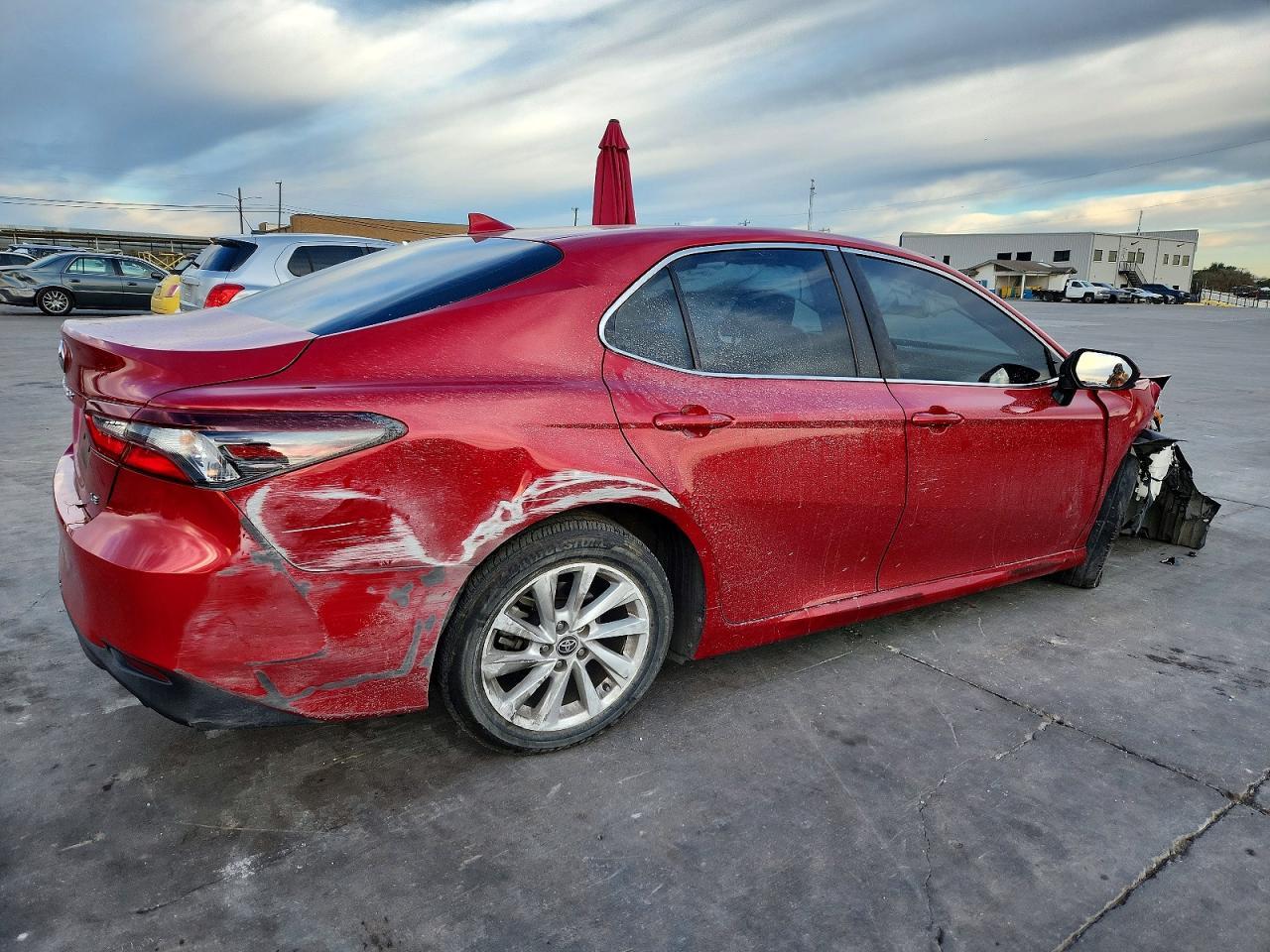 2023 Toyota Camry le