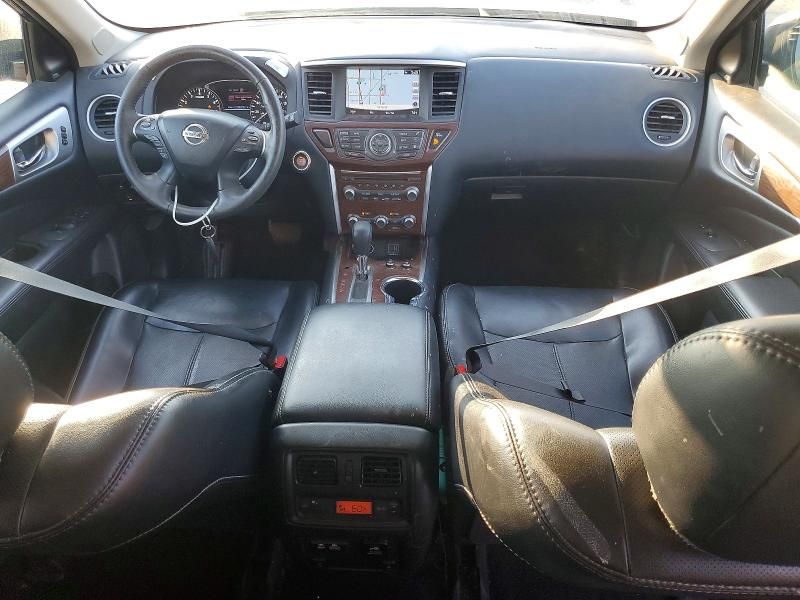 2020 Nissan Pathfinder Platinum