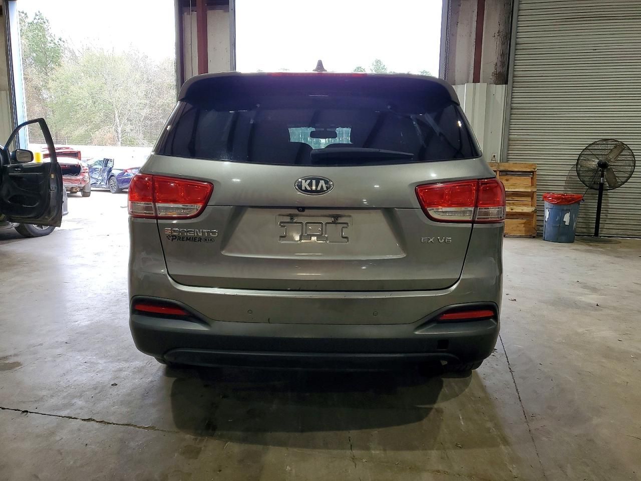 2016 KIA Sorento lx