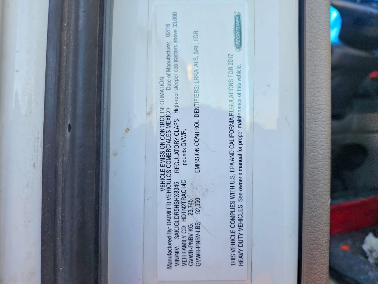 2017 Freightliner Cascadia 125 Semi Truck