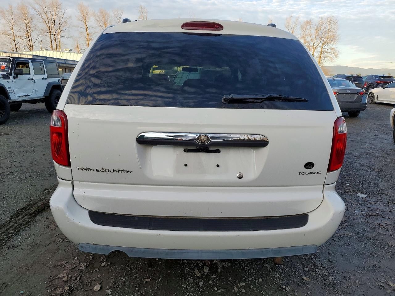 2005 Chrysler Town & Country Touring