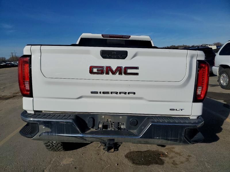 2020 GMC Sierra K1500 slt