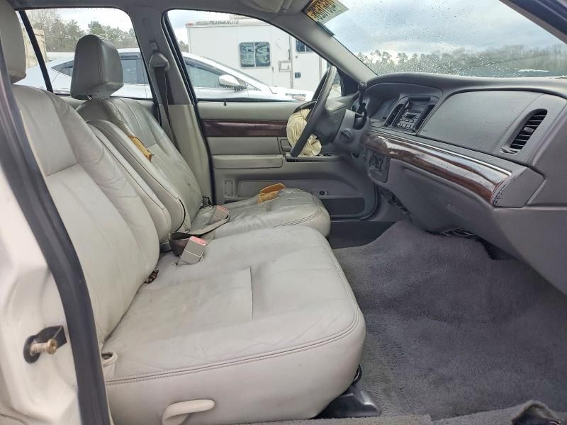 2004 Mercury Grand Marquis gs