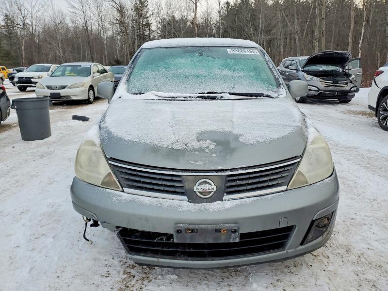 2009 Nissan Versa s