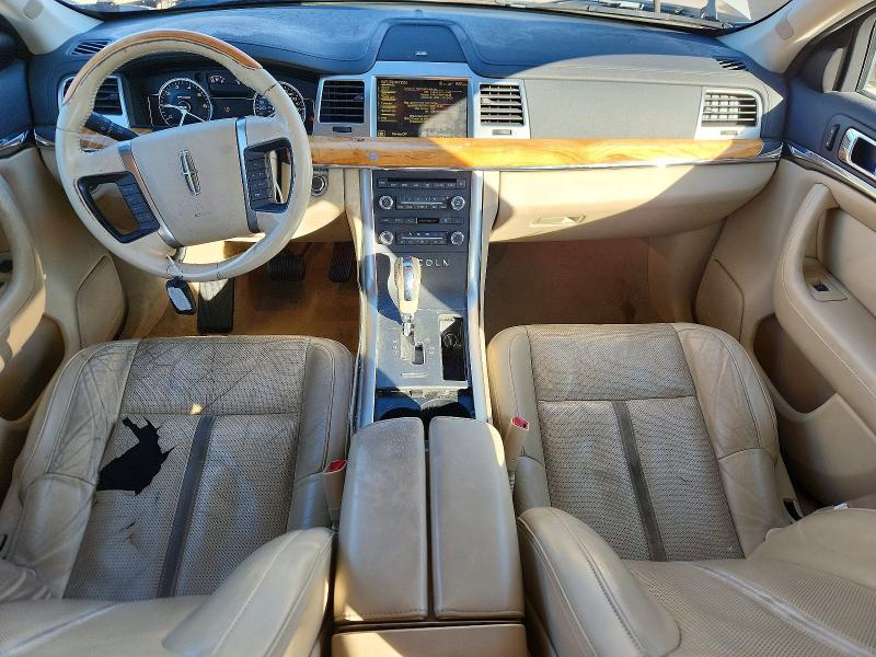 2009 Lincoln Townhouse MKS