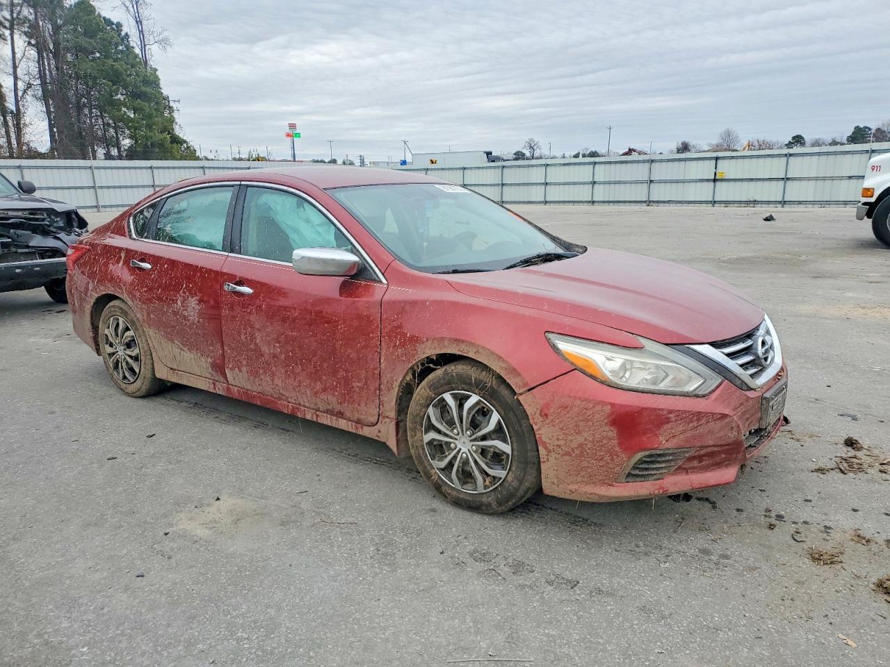 2016 Niss Altima 2.5 s