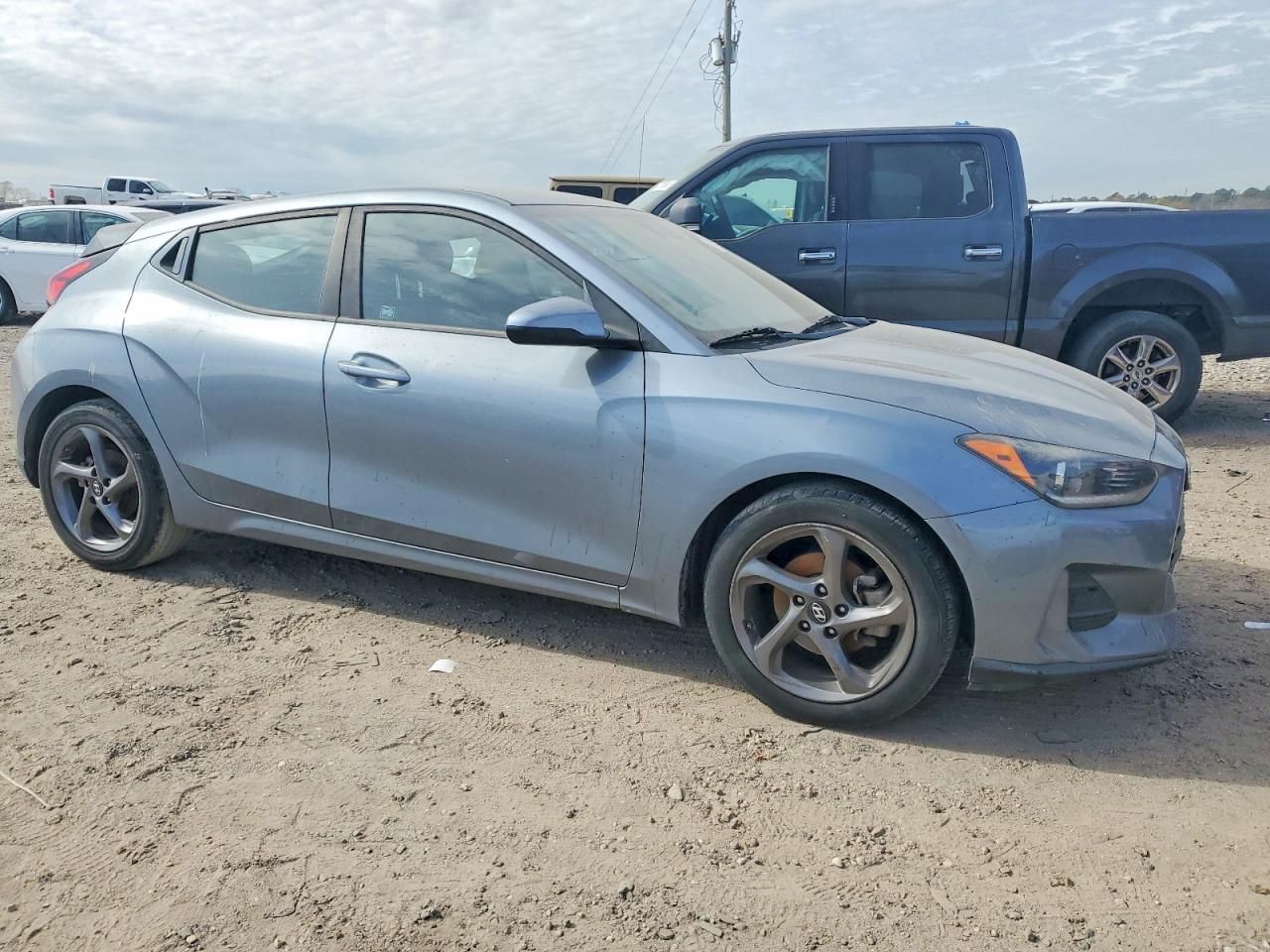 2019 Hyundai Veloster Base
