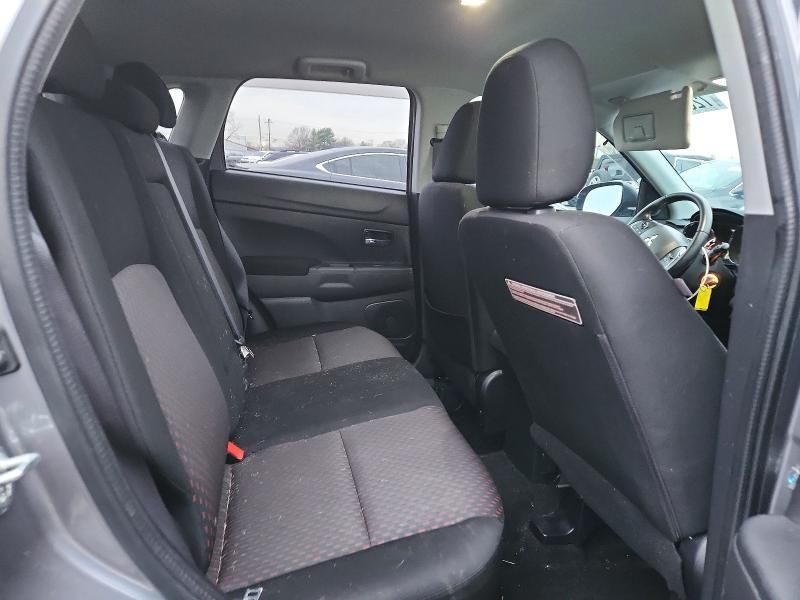 2017 Mitsubishi Outlander Sport es