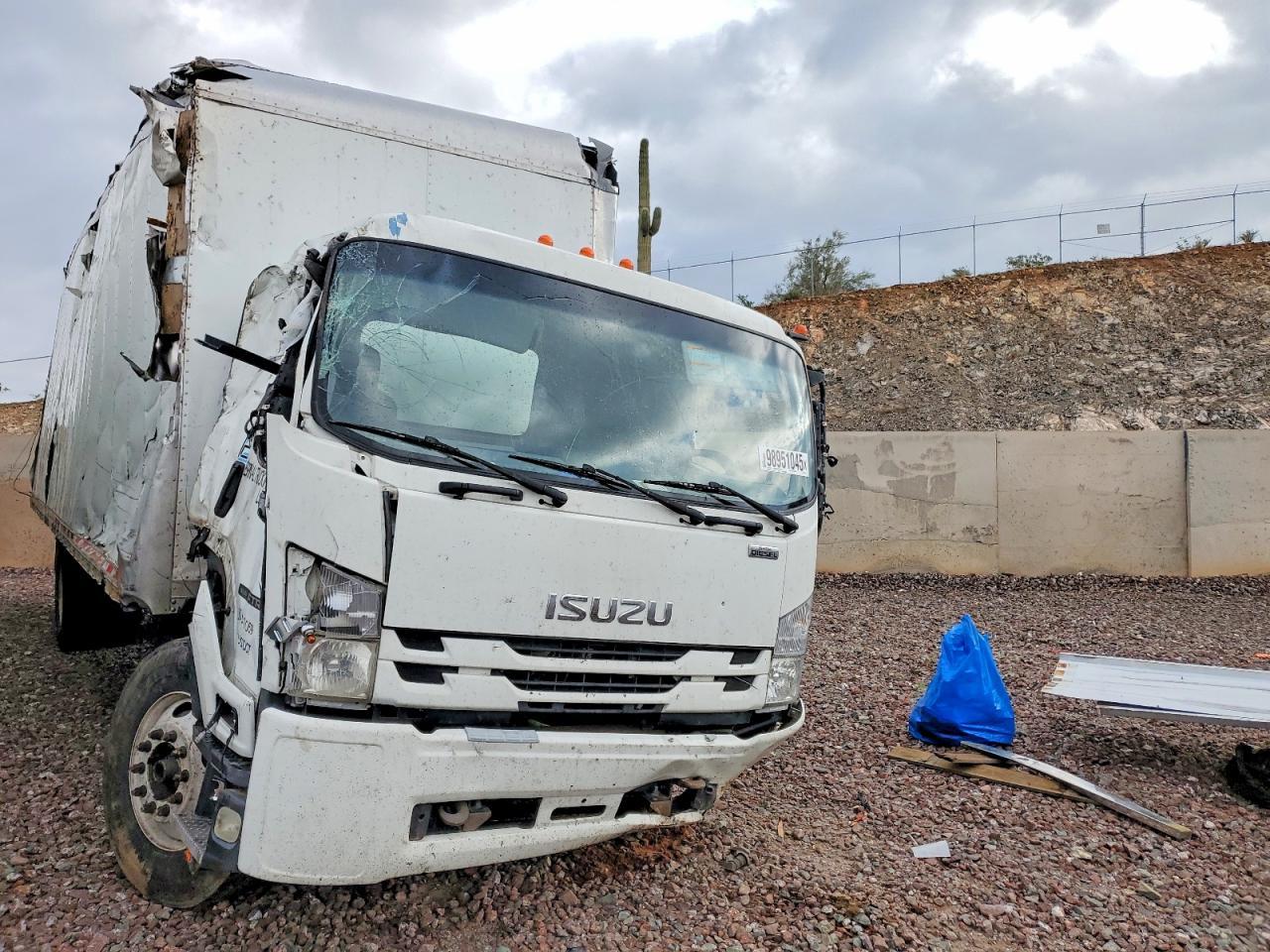 2021 Isuzu FTR BOX Truck