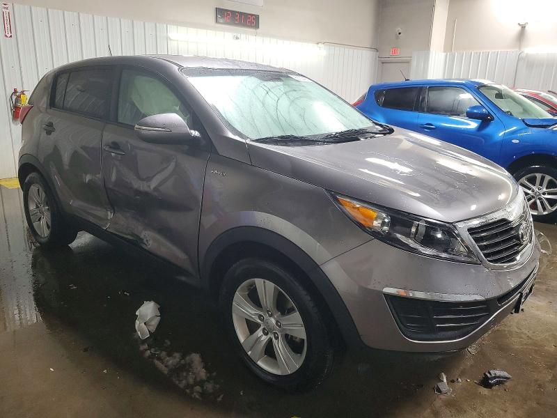 2013 KIA Sportage lx