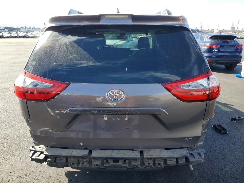 2020 Toyota Sienna le