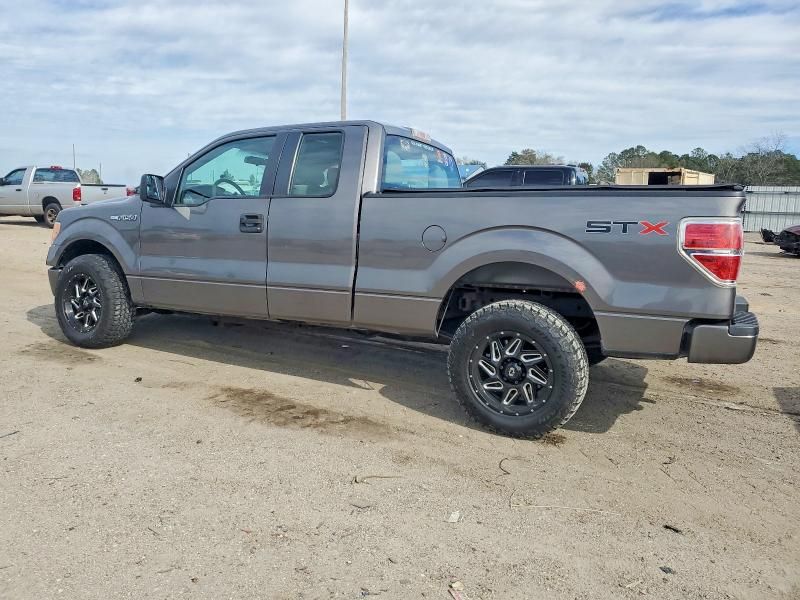 2013 Ford F150 Super cab