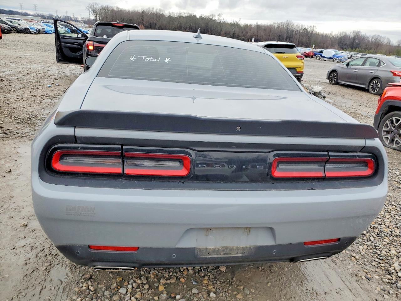 2021 Dodge Challenger sxt