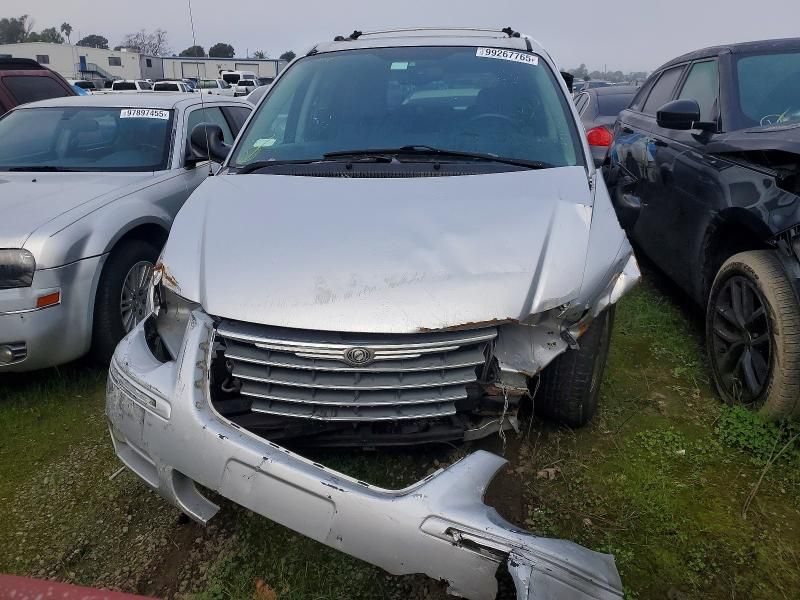 2006 Chrysler Town & Country Limited