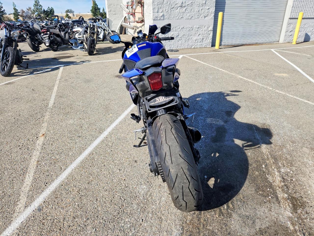 2025 Yama YZFR7