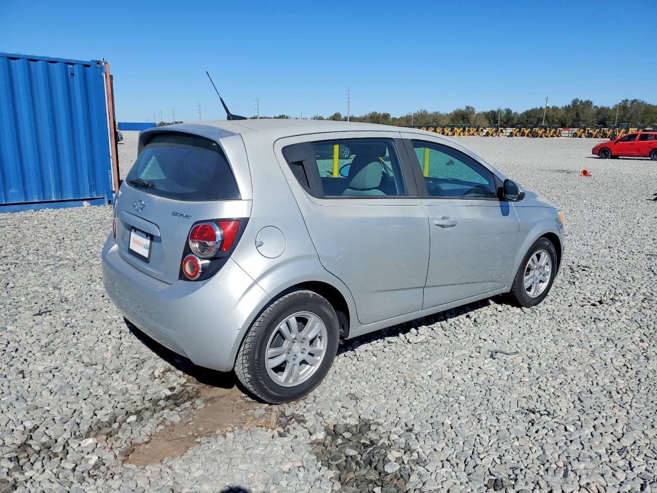 2012 Chevrolet Sonic ls