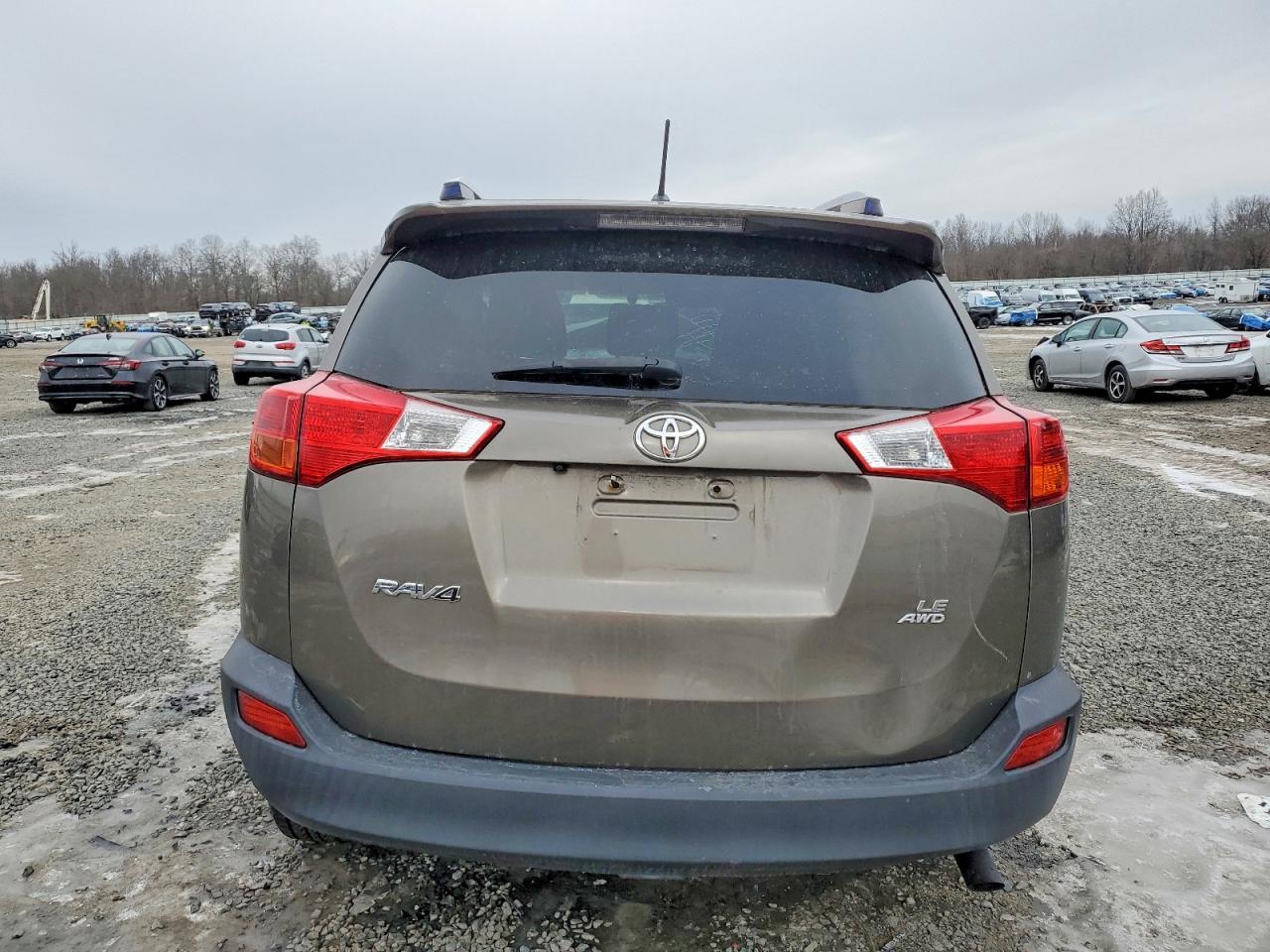 2014 Toyota Rav4 le