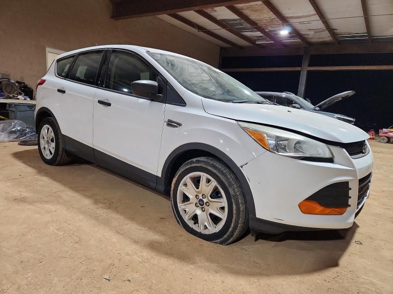 2016 Ford Escape s