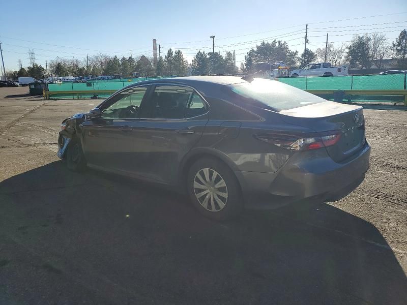 2024 Toyota Camry Hybrid le