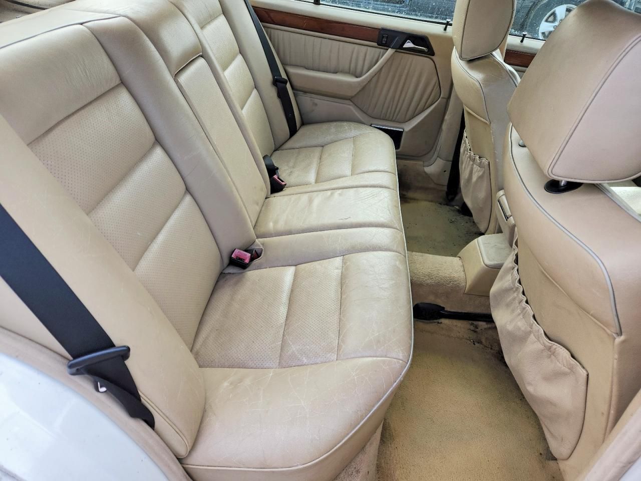 1994 Mercedes-Benz E 320