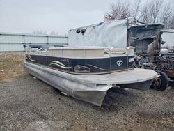 Salvage cars for sale from Copart Davison, MI: 2012 Tahoe Boat