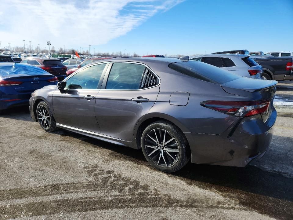 2022 Toyota Camry se
