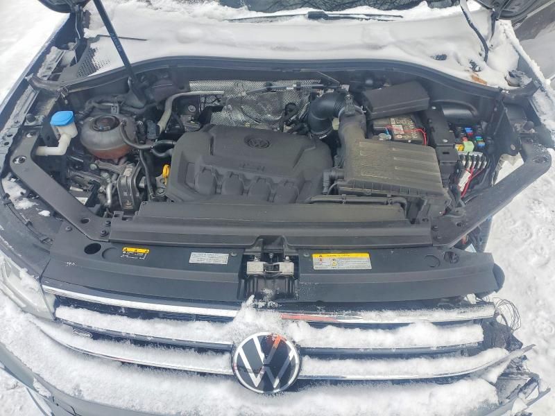 2024 Volkswagen Tiguan sel R-line Black