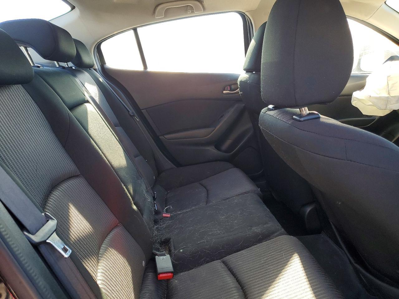 2016 Mazda 3 Sport