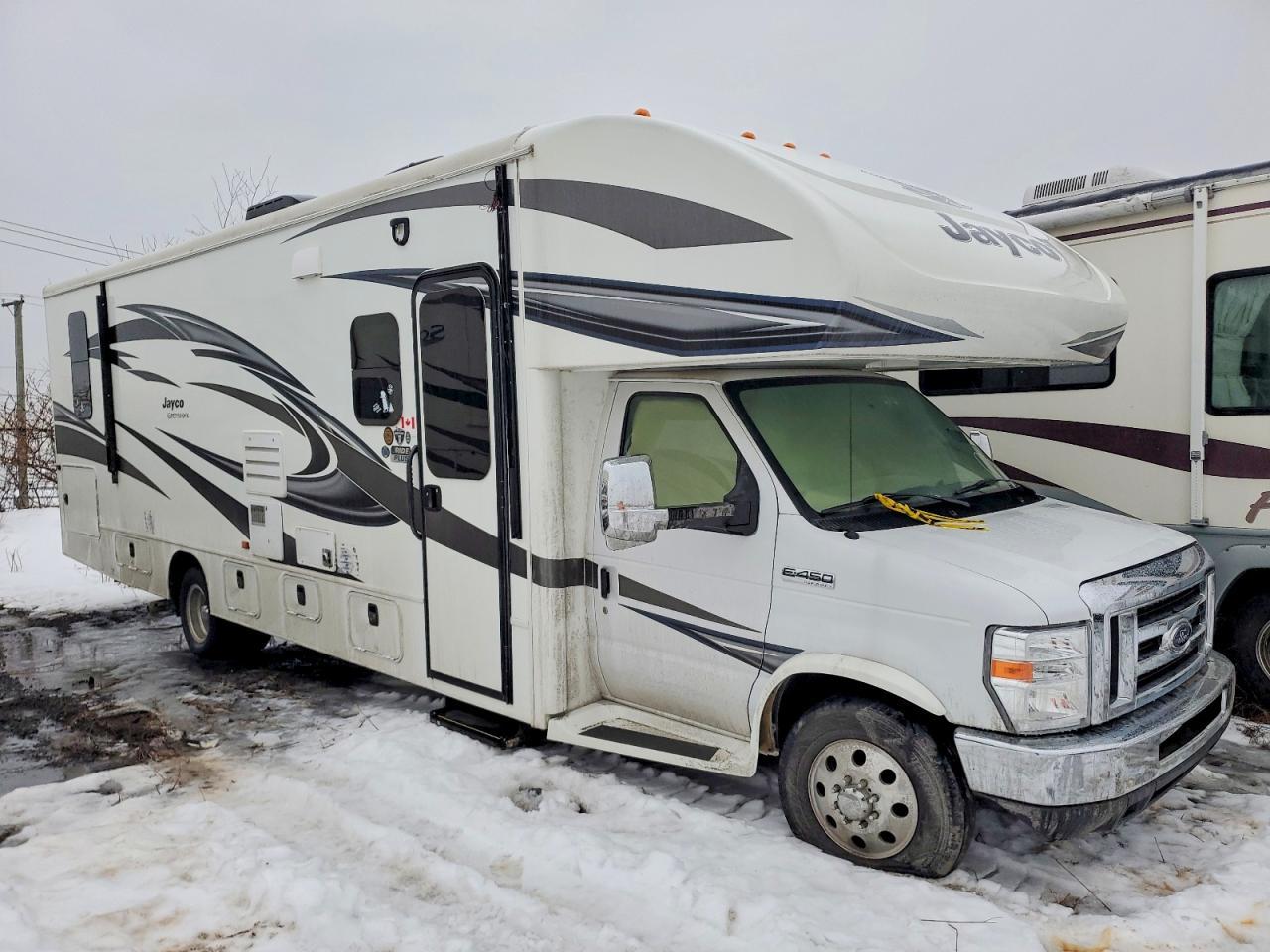2019 Ford Econoline E450 Super Duty Cutaway Van