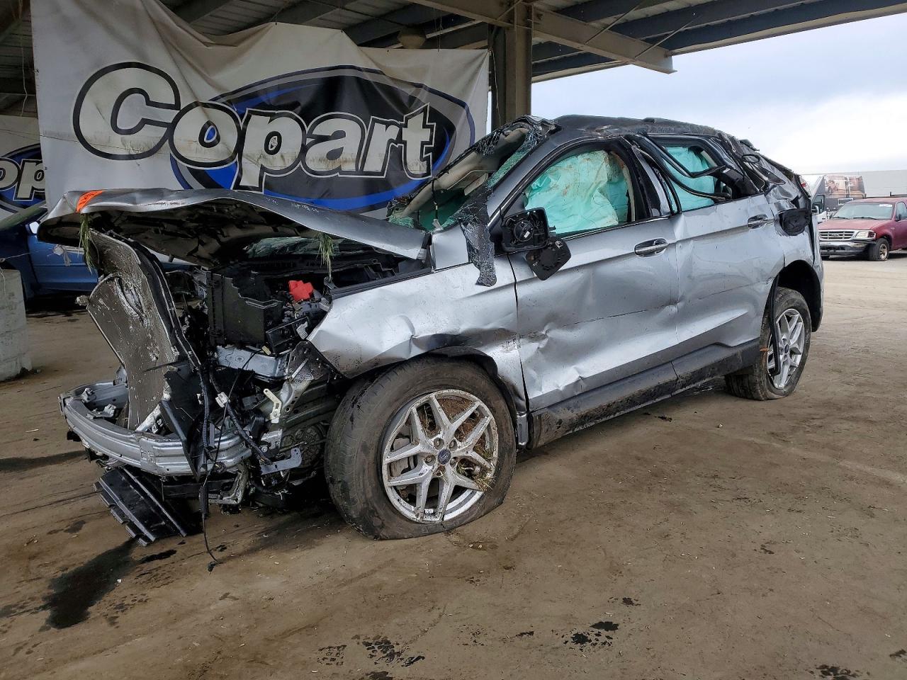 2021 Ford Edge sel