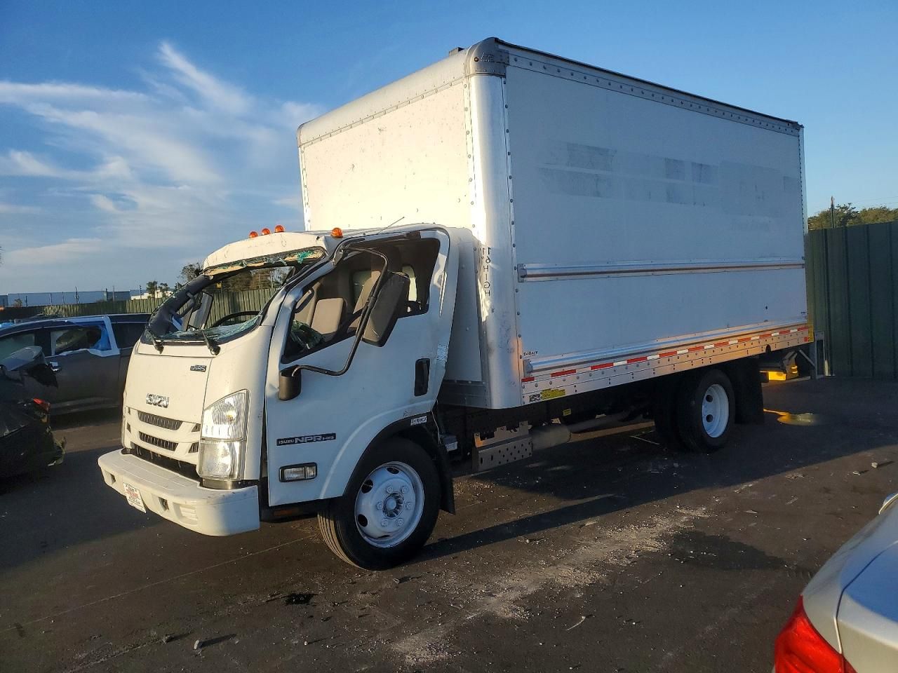 2021 Isuzu NPR BOX Truck