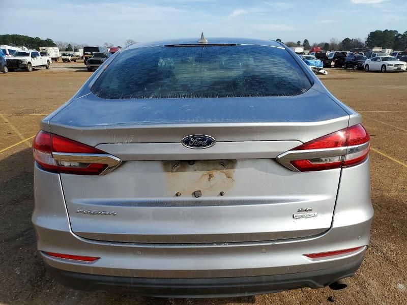2020 Ford Fusion se