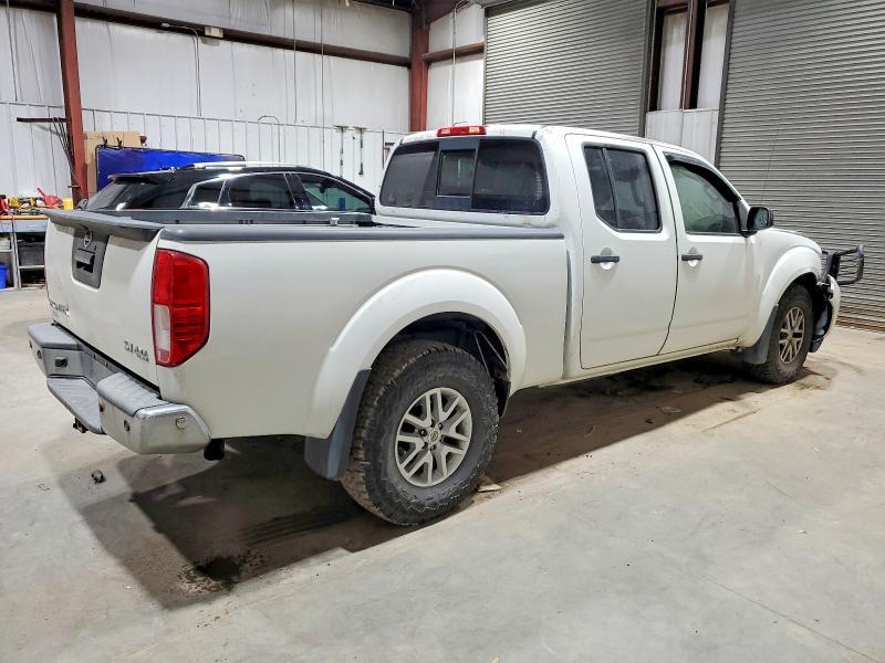 2014 Niss Frontier SV