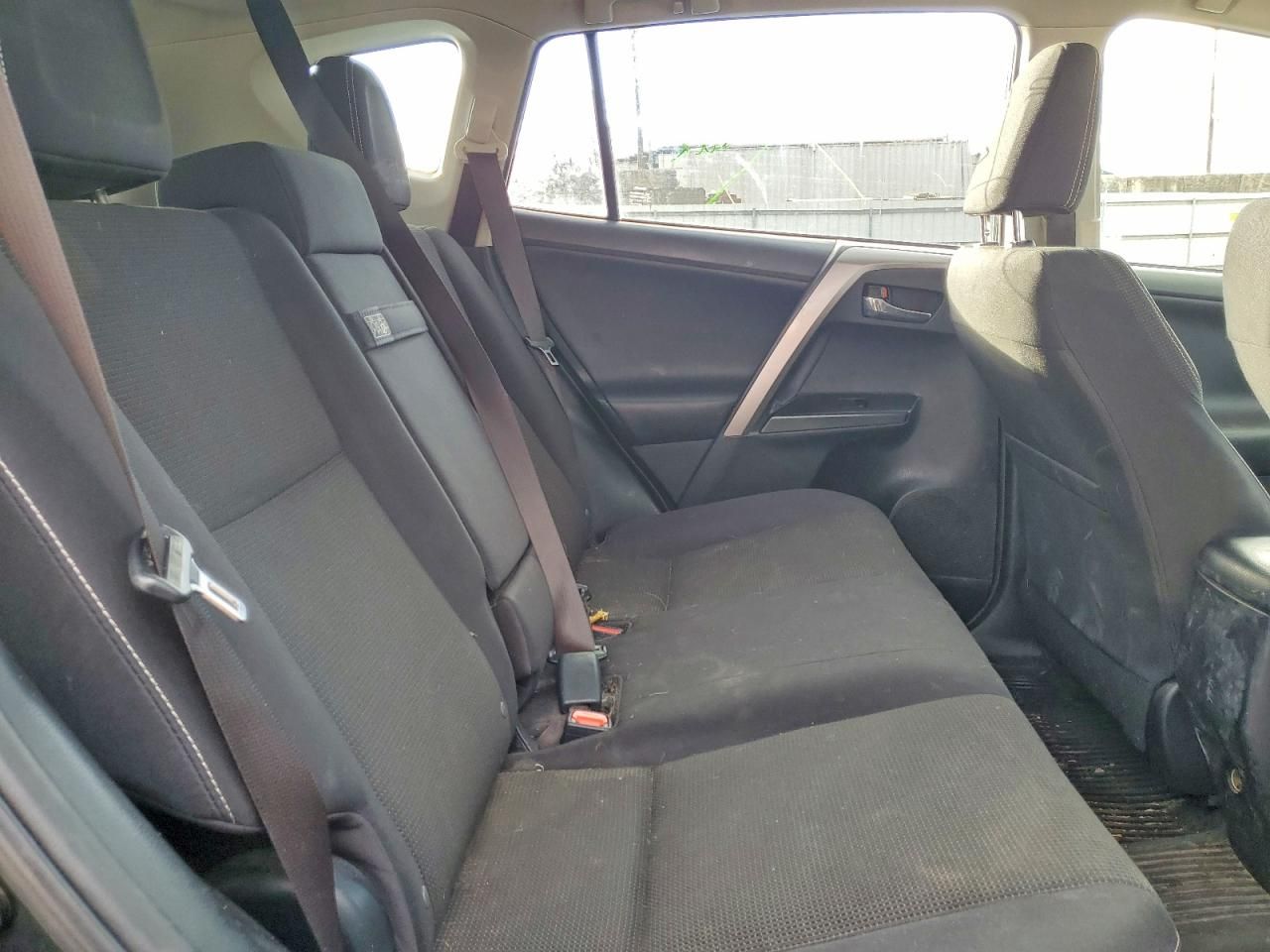 2017 Toyota Rav4 hv le