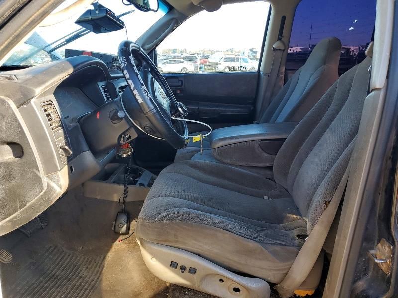 2001 Dodge Dakota Quattro