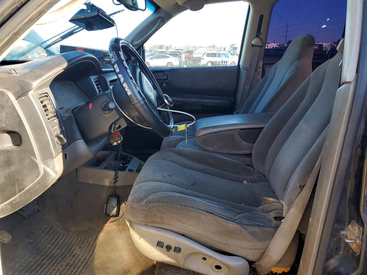 2001 Dodge Dakota Quattro