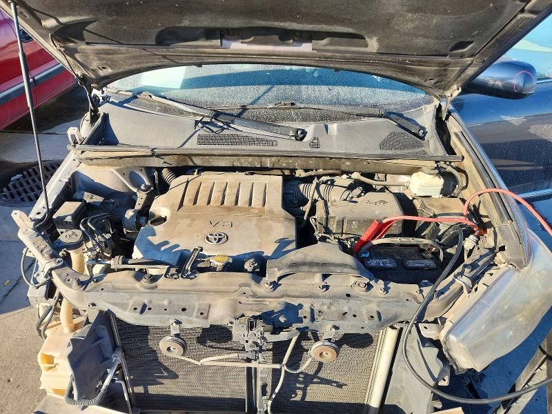 2011 Toyota Highlander Base