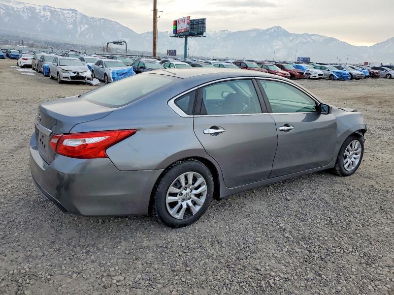 2017 Niss Altima 2.5