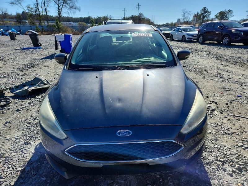 2016 Ford Focus se