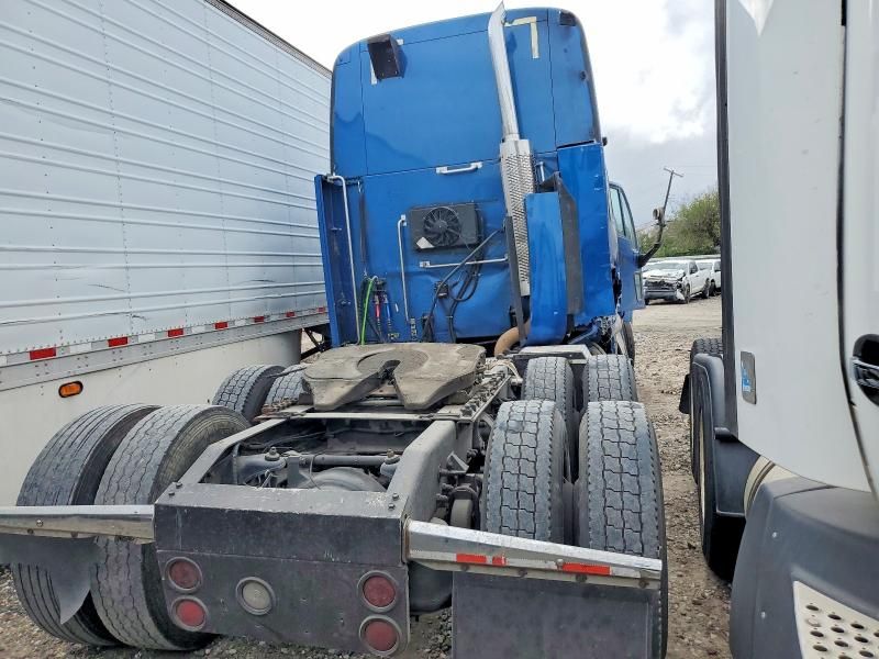 2007 Peterbilt 387 Semi Truck