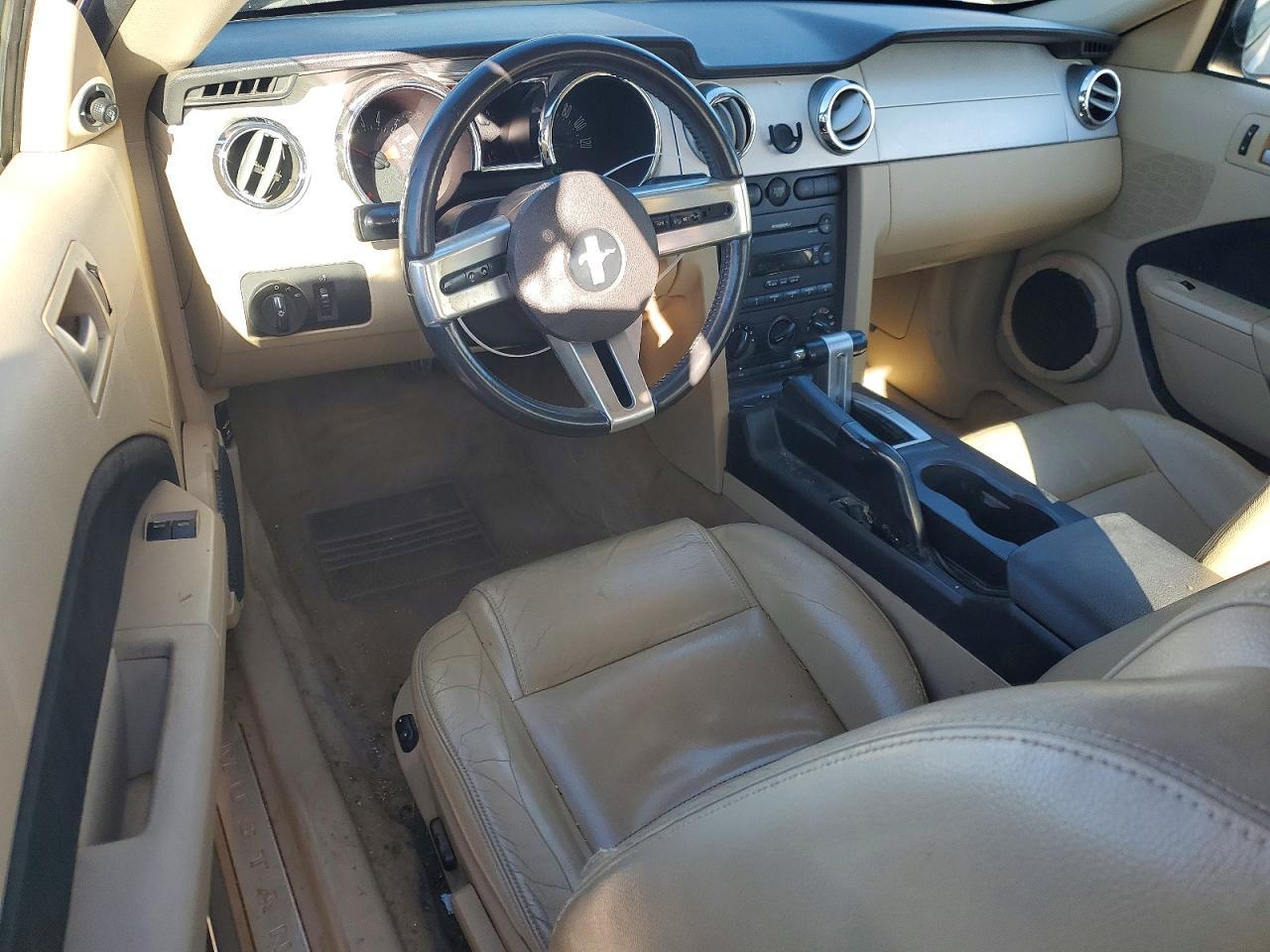 2005 Ford Mustang