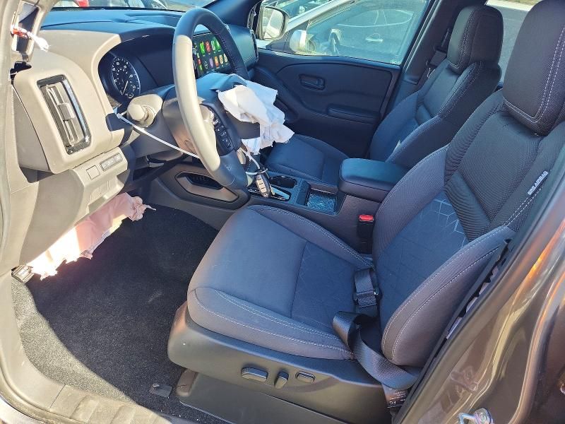 2026 Nissan Frontier s