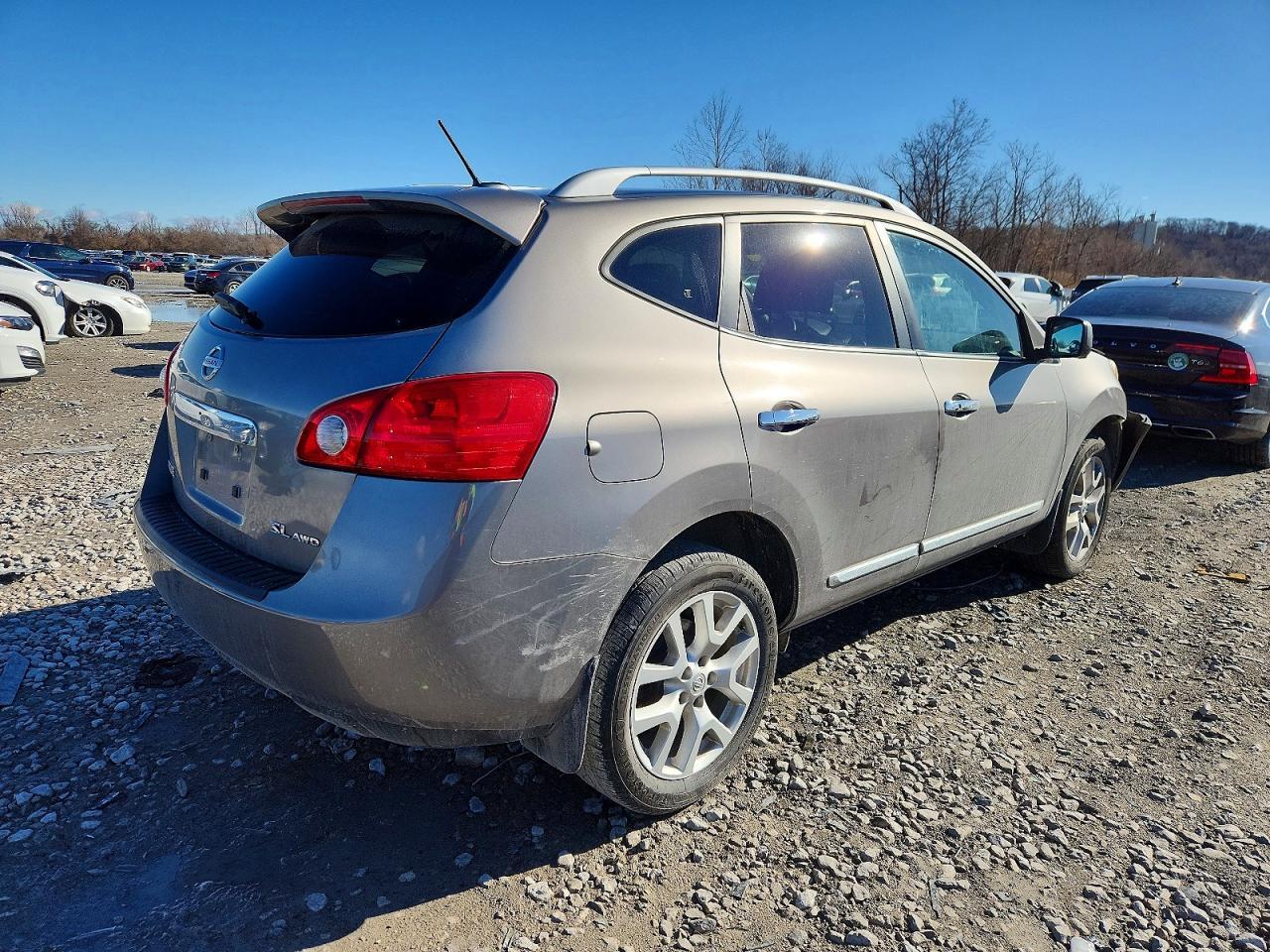 2013 Nissan Rogue s
