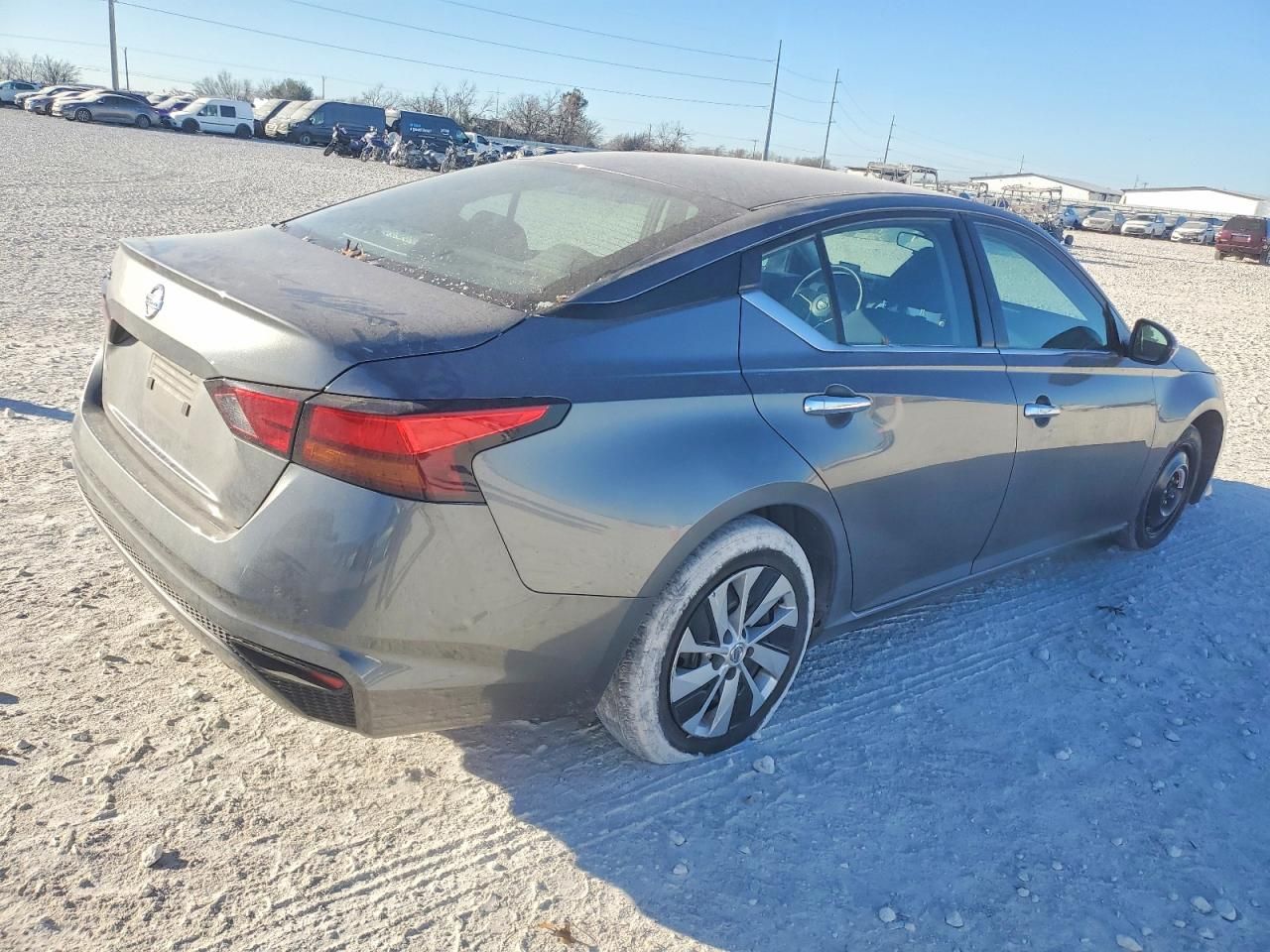 2022 Nissan Altima s