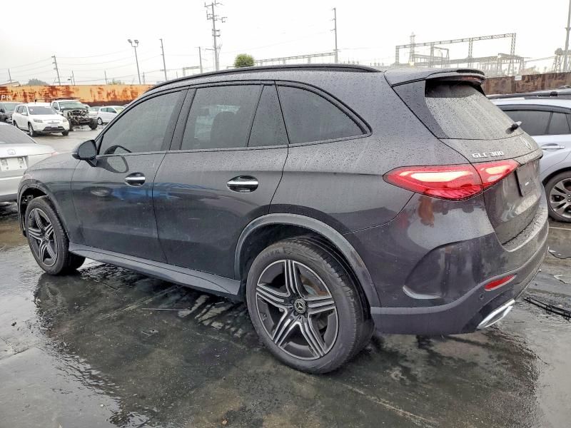2025 Mercedes-Benz Glc 300