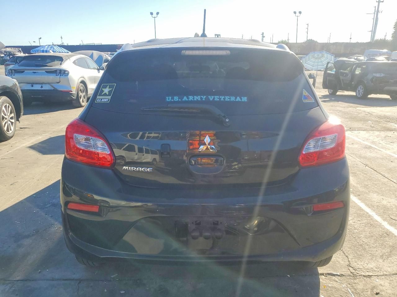 2020 Mitsubishi Mirage es