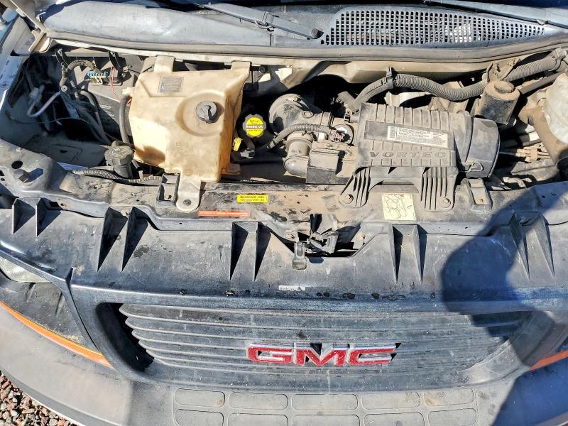 2007 GMC Savana BOX Truck