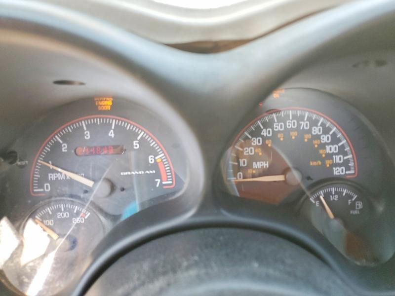 2004 Pontiac Grand am SE1
