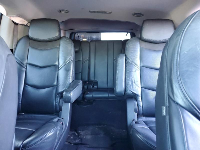 2017 Cadillac Escalade esv Luxury