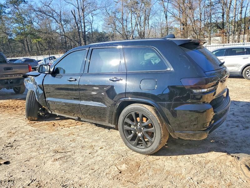 2020 Jeep Grand Cherokee Laredo
